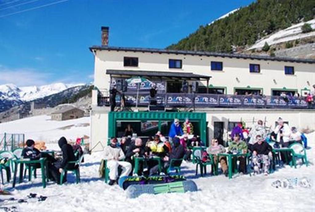 Hotel Peretol Soldeu Kültér fotó