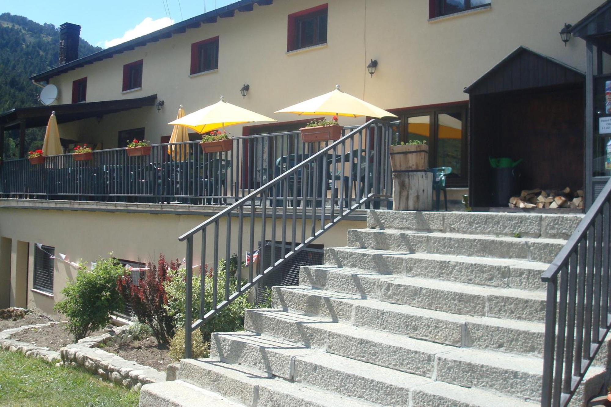 Hotel Peretol Soldeu Kültér fotó