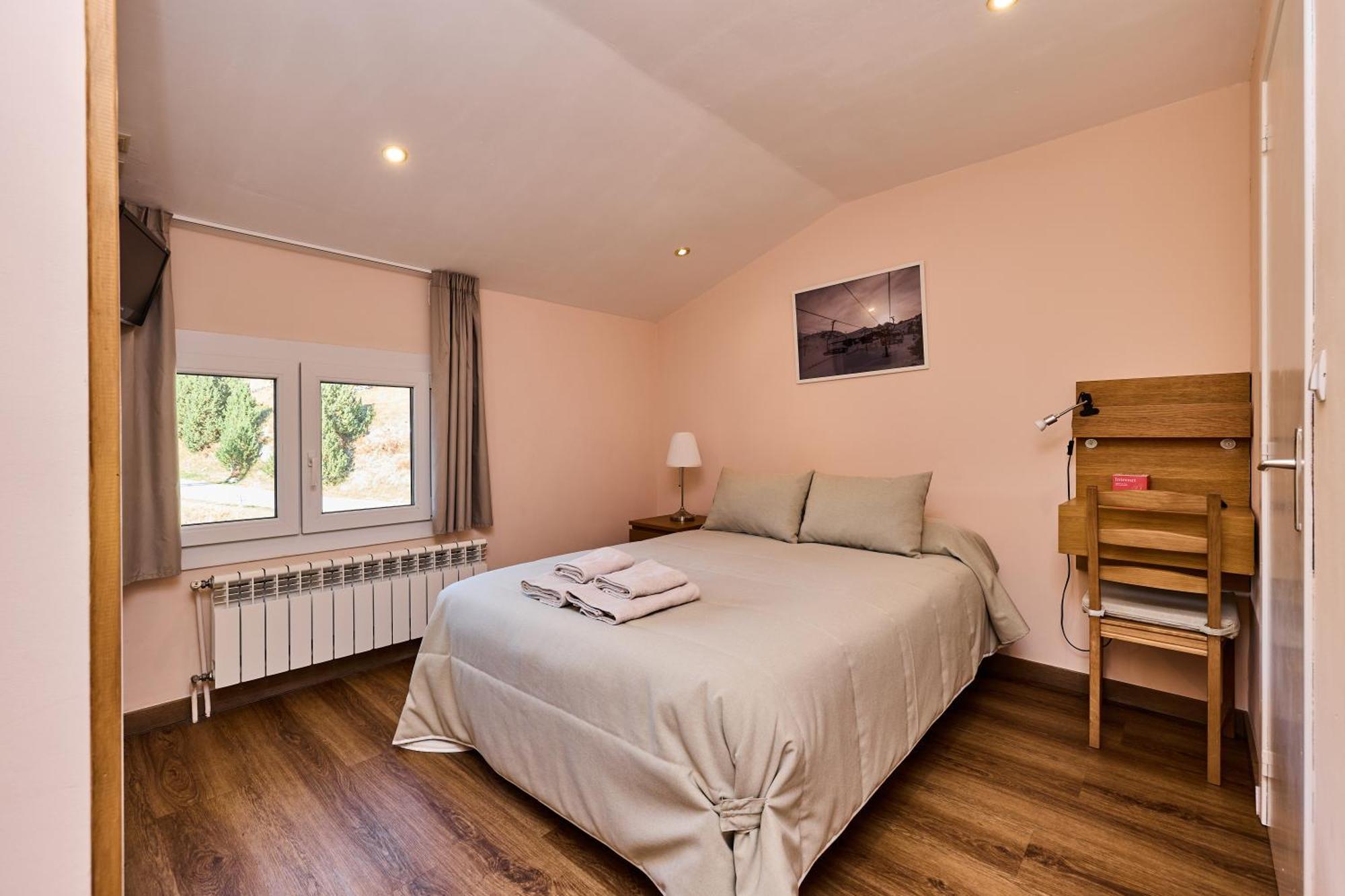 Hotel Peretol Soldeu Kültér fotó